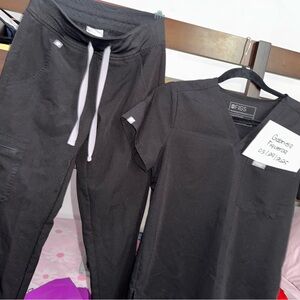 Figs black scrub set